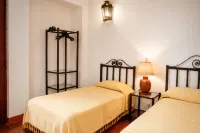 El Nito Hotel - Family Friendly