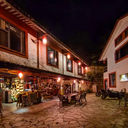 Deep Mountain Inn in Nakeli