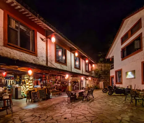 Deep Mountain Inn in Nakeli - Mountain view