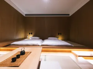 중난 징좡 온천 리조트