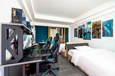 Nuoke E-Sports Hotel (Guilin Railway Station Xiangshan Park)