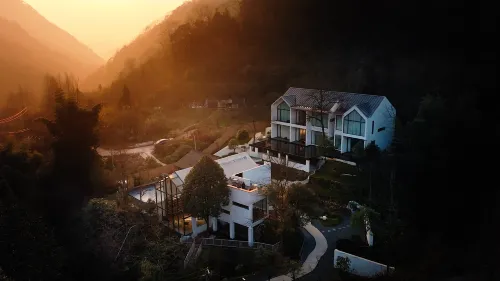 SeeMountain Hostel Hotels in Dujiangyan