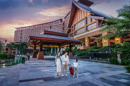 Mangrove Tree Resort World Sanya Bay King Palm Tower and Queen Palm Tower