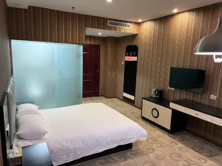 Fuyuan Bathing Center Hotel