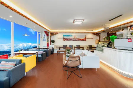 Tarui Pozhang Hotel Отели рядом с достопримечательностью «Guandi Gesalakang»