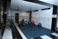 Modern Hotel Baku - Gym