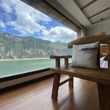 Shiguang Bushe Homestay