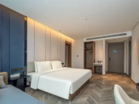 Atour Hotel Hangzhou City Center Hotels near Tonglu Railway Station