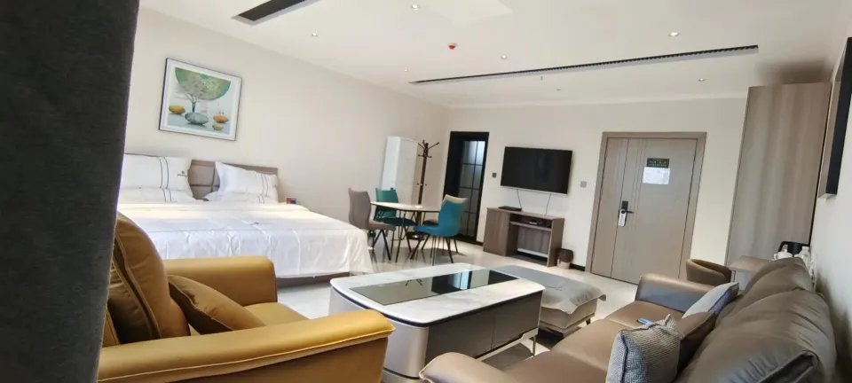 Xinhang Business Hotel (Lanzhou New District Zhongchuan International Airport)