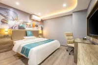 Home Inn Baiyun Hotel (Huai'an Railway Station Mandu Plaza)