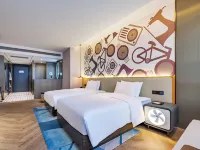 Yuantuo Hotel (Tianjin 5th Avenue Xikang Road Subway Station)