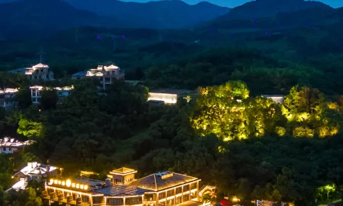 Tianmu Lake Yuhu Peninsula Hot Spring Hotel