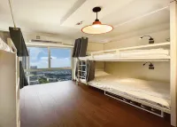 Three Cats Youth Hostel