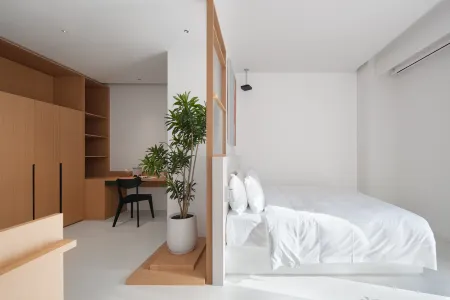 Shenzhen INNOGYM Hotel (Nanshan Science and Technology Park Branch) Отели рядом с достопримечательностью «CPC Shenzhen Committee Party School Bao'an Branch School»