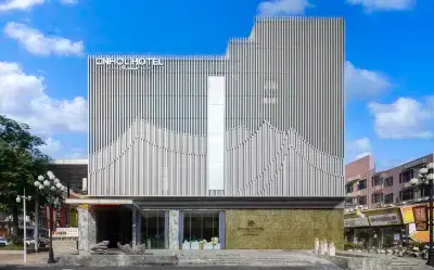 중호국제 호텔 (선전 룽화 다랑 상업센터) 다랑 노동자 광장 주변 호텔