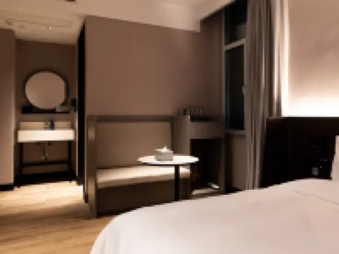 HanTing Hotel (Dezhou Linyi Yingxi Avenue Zhongwei Mingjun) Hotels in Linyi