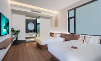 Guiyun Inn (Dali Ancient City South Gate)