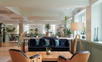 Melia White House Hotel
