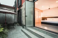 RAW HOTEL