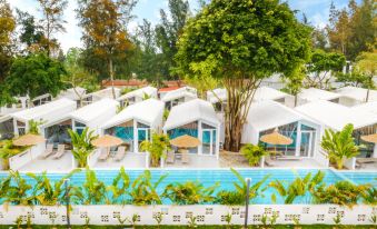 Dongxing City Wanwei golden Beach qulang resorts