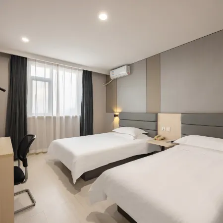Jinzhou Star Hotel (Jinzhou Luoyang Road)