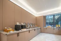 柏曼酒店（阜陽阜南街心公園店） - 早餐