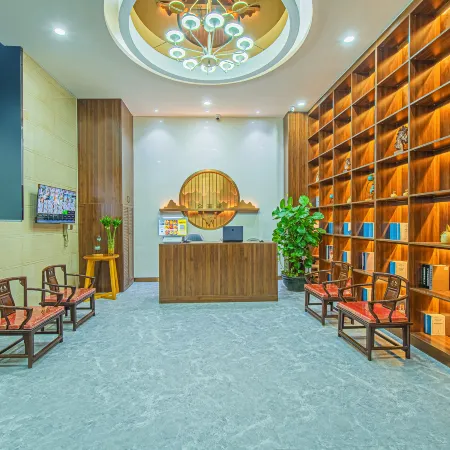 Zhongxinlong Boutique Apartment Hotel (Shenzhen North Railway Station)