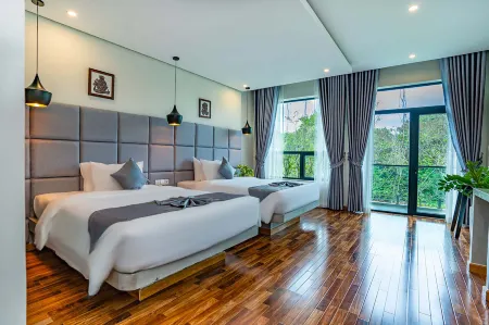 Rainforest Hotel by Nsun