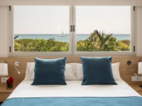 Aqua Hotel Onabrava & Spa Hotels in Maresme