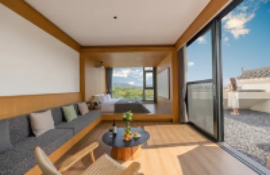 境林湖畔精品酒店（開遠鳳凰生態公園店）