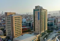 Park Dedeman Bostanci Hotel Отели рядом с достопримечательностью «Istanbul Sehir University»