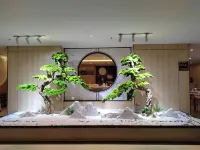 DONGMENG HOTEL(Qinzhou Easter Railway Station)