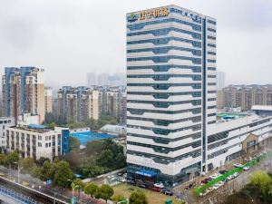 Lifeng Hotel (Nanjing Zhushan Road Subway Station Branch)