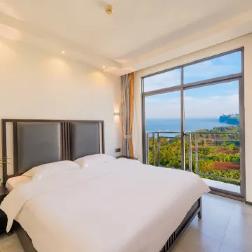 Endless Summer Seaview Homestay (Weizhou Island Dishui Danping Branch) Отели рядом с достопримечательностью «Moon Square»