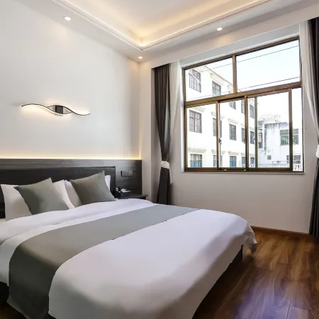 Lanzhuo Inn
