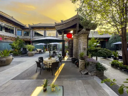 Yunzhong Traditional Courtyard