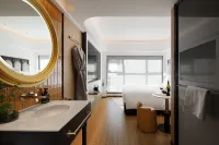 Xi Xiaoshi Designers High View Scenic Hotel (Kunming Dounan Flower Market Branch)