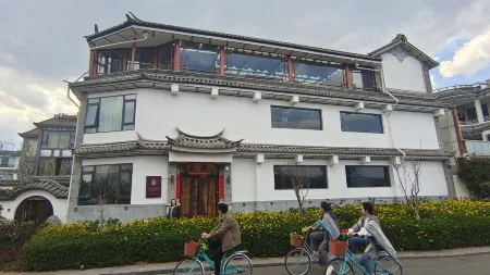 Yanyuan Health Sea View Inn (Erhai Talent Village Branch, Dali)