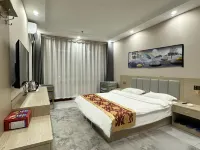 New Golden Land Hotel Hotels near Xingxian Passenger Transport Center (East to Xingxian Agriculture Committee)