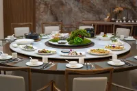 Joyeux Hotel - breakfast