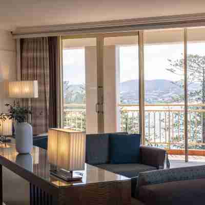 Crowne Plaza Terrigal Pacific Rooms