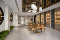 赤峰雲朵飯店（紅山區政府維多利摩爾城店）