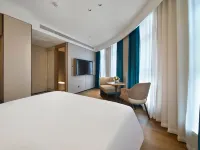 Jinglai Hotel·Selection (Shanghai Daning Lingshi Park) Hotels near Langao Road Station