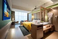 Lux Cabins Hotel (Zhangzhou Baihuacun) Отели рядом с достопримечательностью «Cankun Pavilion»