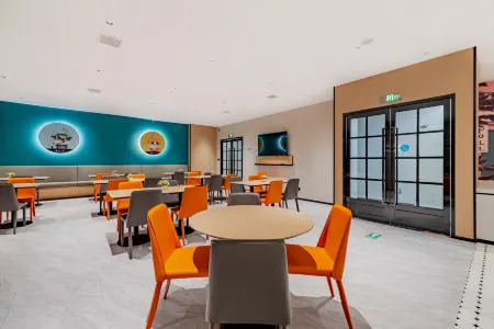 City Comfort Inn (Xinyu Railway Station & No.1 High School Branch) Отели рядом с достопримечательностью «Jiangxi Solar Energy Technology Institute»