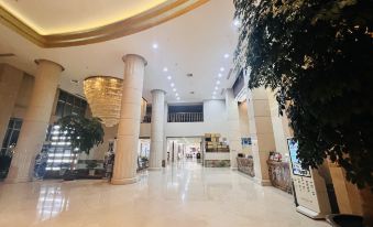 Luotuo Forever Peace Hotel