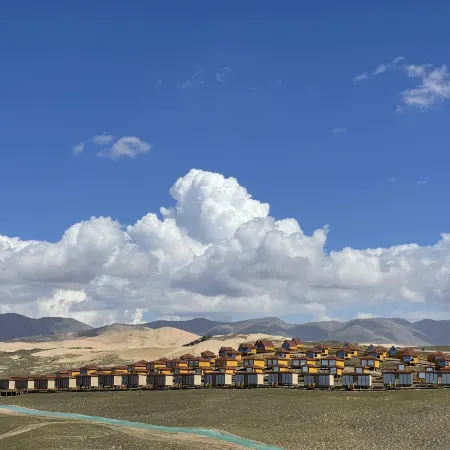 Qinghai Lake Jinshawan Camping Base