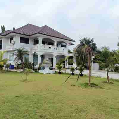 Pannipa Home Hotel Exterior