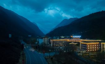 JiuZhaiGou JinLong International Resort Hotel