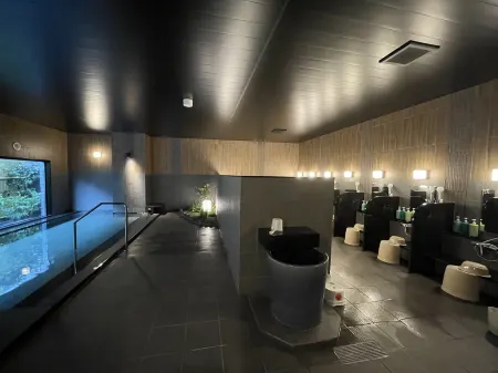 HOTEL ROUTE INN OOITAKAHAMA Отели рядом с достопримечательностью «Jobata Camping Ground»